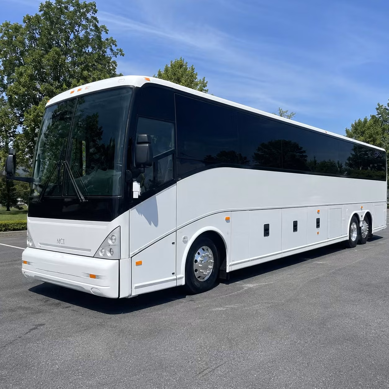 bus rental options for new haven trips