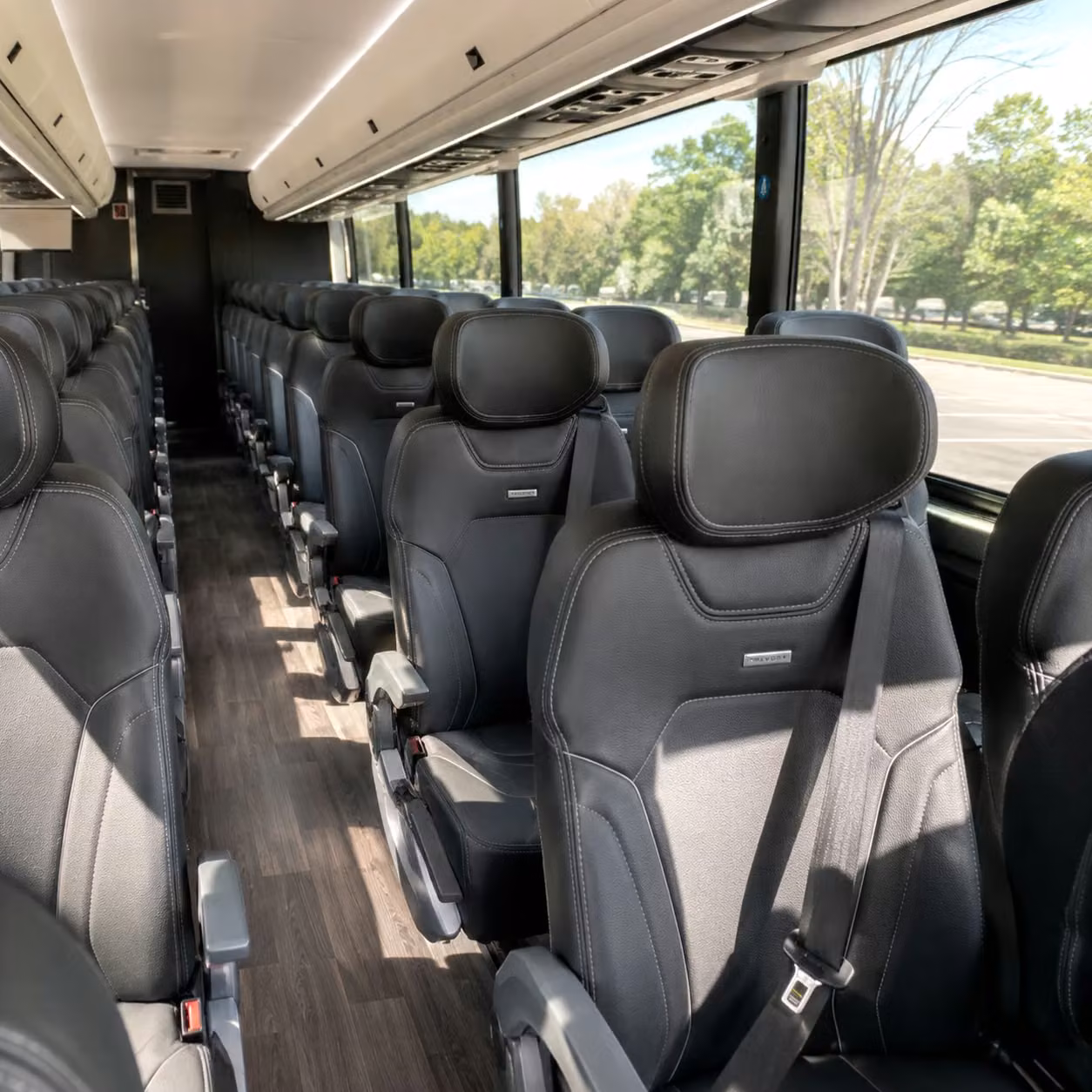yale university groups rely on charter buses for airport transfers all year long